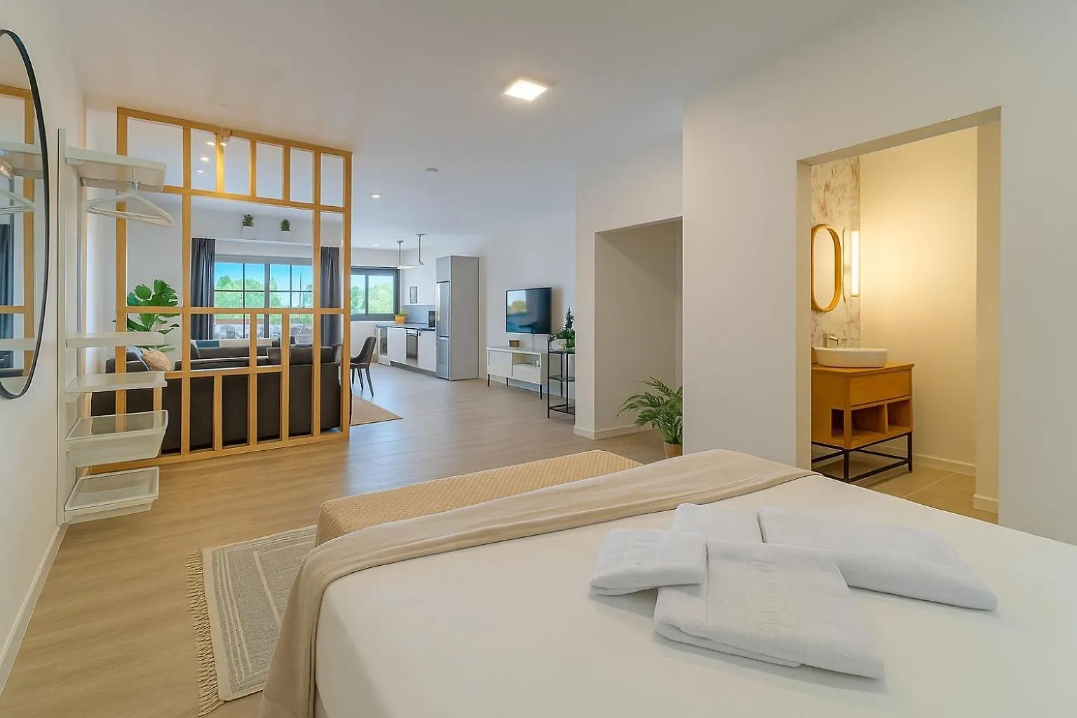 Loft The Pa By Paramount Holidays أذيخي إسبانيا